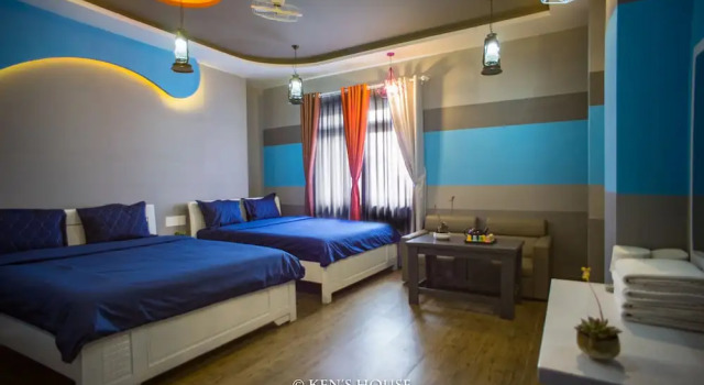 Четырёхместный номер Deluxe с видом на город Kens Backpackers Hotel