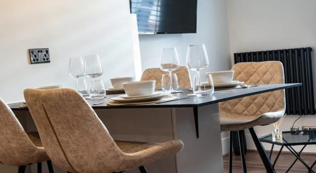 Апартаменты Watergate Penthouse - NEW 2 bed luxury apartment in City Centre