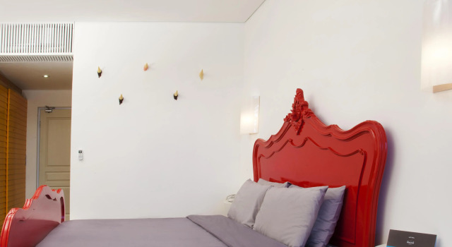 The House Tour Uphill, Book Hotel Parompong West Java