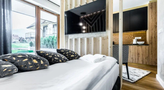 Люкс Comfort Aparthotel Prestige & SPA