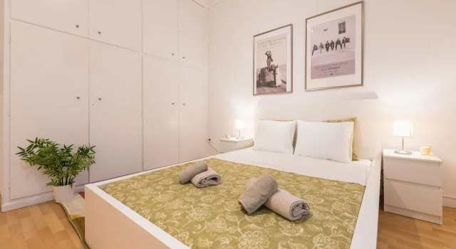 Apartment at Megaro Mousikis metro station 1bed 2 pers