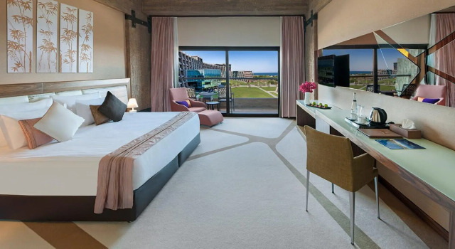 Номер Deluxe с видом на сад Noah's Ark Deluxe Hotel & Spa