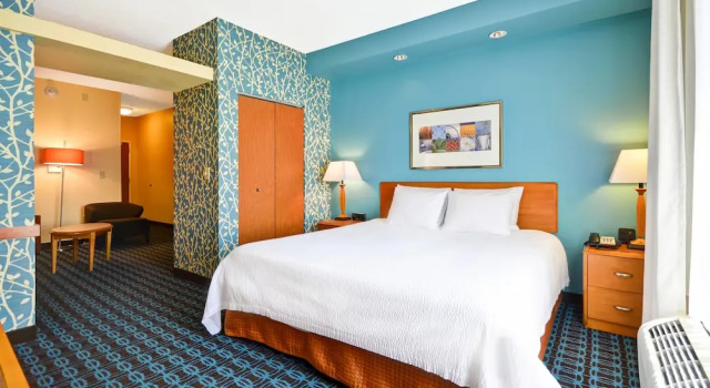 Студия Fairfield Inn & Suites by Marriott Birmingham Fultondale/I65
