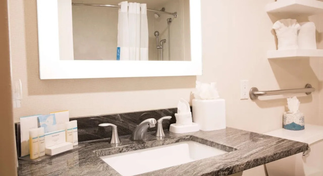 Четырёхместный номер Accessible Hampton Inn & Suites Seattle-Downtown