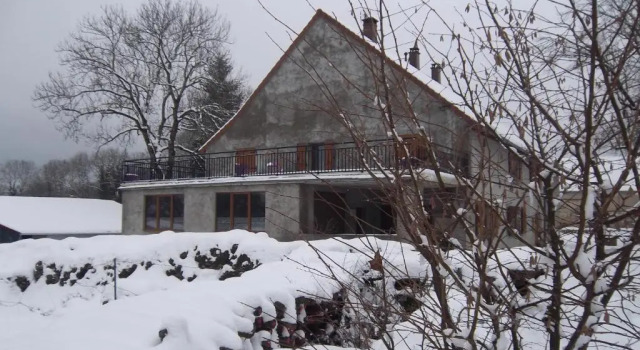 Коттедж с 3 комнатами Gîte de La Saugiat