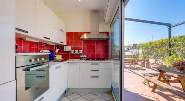 Firenze Rooftop by Wonderful Italy, Забронировать Отель Неаполь - Центральный вокзал Неаполь, рядом с Церковь Пио Монте делла Мизерикордия