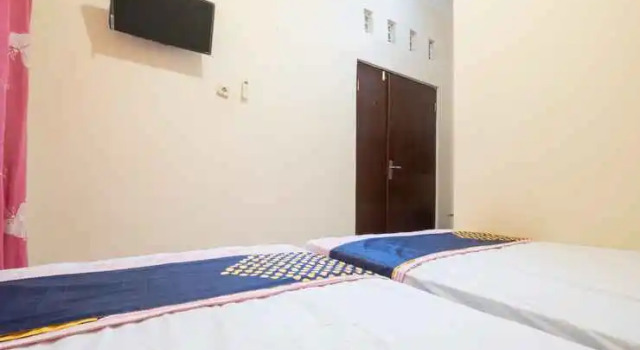 SPOT ON 2419 Rumah Nugraha Hotel Syariah, Book Hotel Umbulharjo 