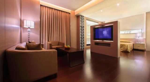 Spring Hotel, Rezervasyon Otel South District Taichung