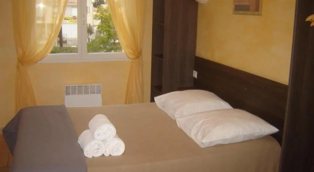 Трёхместный номер Standard Hôtel Le Gambetta