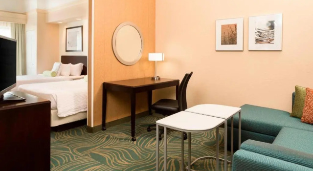 Четырёхместная студия SpringHill Suites by Marriott Cheyenne