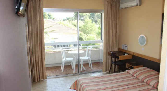 Двухместный номер Standard с балконом Hôtel de la plage