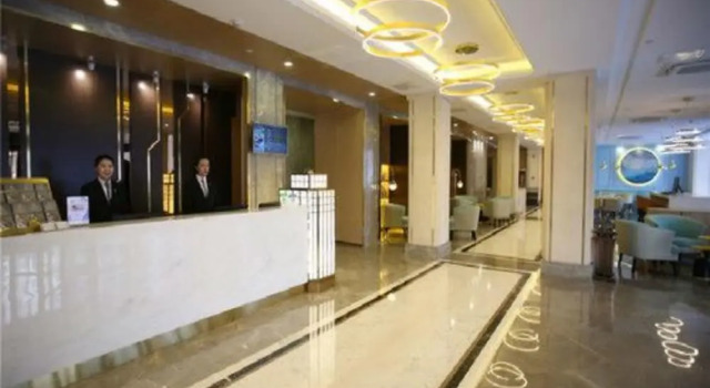 Jinjiang Metropolo Hotel Baotou Railway Station Branch, Rezerwuj Hotel Hotele w Baotou z parkingiem, Parking