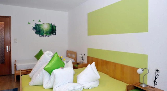 Haus Hermine, Забронировать Отель Отели Тироля с парковкой, Парковка