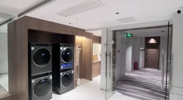 yasitejiudian（baisetianlinqichezongzhandian）, Rezerwuj Hotel Hotele w Baise z parkingiem, Parking