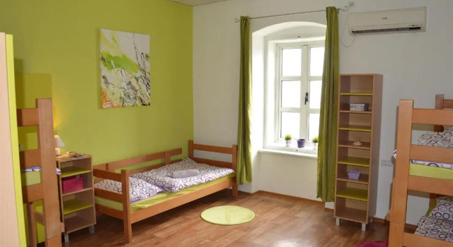 Кровать в общем номере Hostel Fun