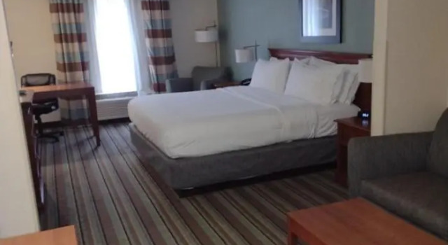 Одноместный номер Standard White Pine Lodge