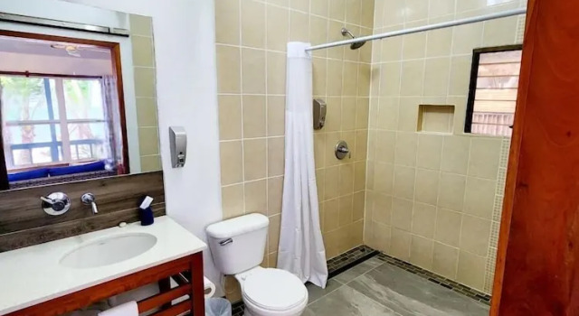 Номер Standard рядом с пляжем Maya Beach Hotel