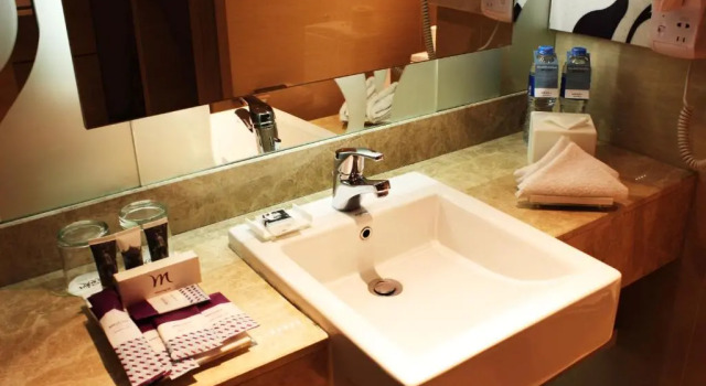 Двухместный номер Superior Mercure Jakarta Sabang