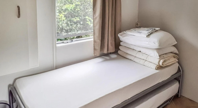 2 Bedroom Lovely Home In Renesse, Book Hotel Renesse 