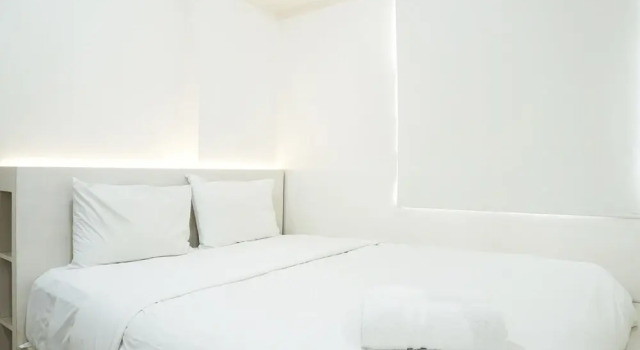 Cozy And Functional 1br Green Pramuka Apartment, Prenota Appartamento Cempaka Putih 