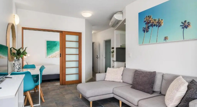 Lennox Holiday Apartments