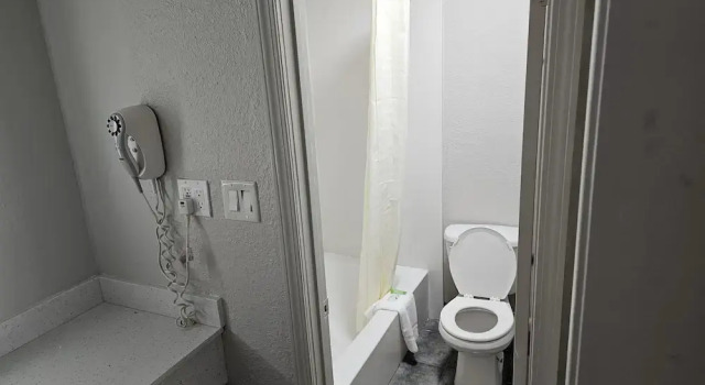 Двухместный люкс Quality Inn & Suites