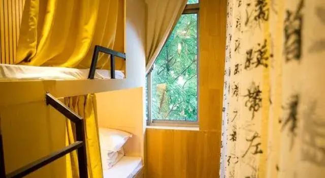 Кровать в общем номере (женский номер) Wuxi Youjia Homestay (Railway Station)