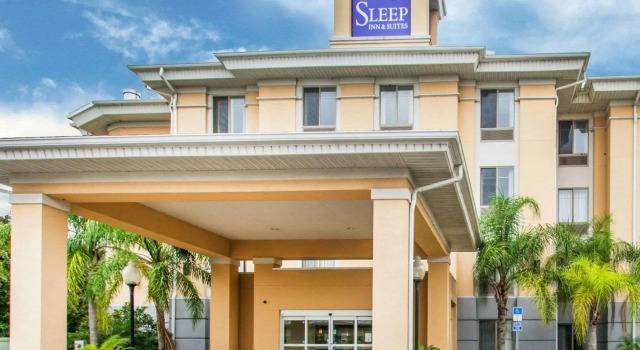 Четырёхместный номер Standard Sleep Inn & Suites Jacksonville West