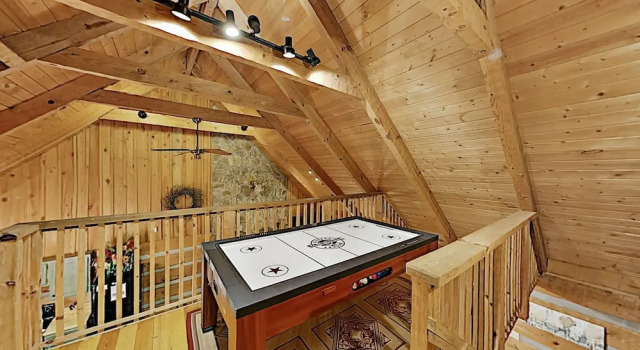 Serenity Ridge: Deluxe W/ Hot Tub & Pool Table 3 Bedroom Cabin, Забронировать Дом для отпуска Севьервилл Great Smoky Mountains National Park