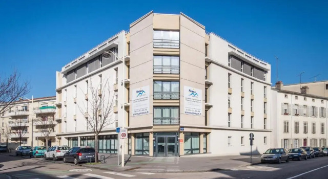 Nemea Appart Hotel Home Suite Nancy Centre