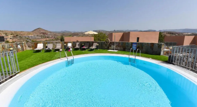 Вилла GreenSide Villa 38 by VillaGranCanaria