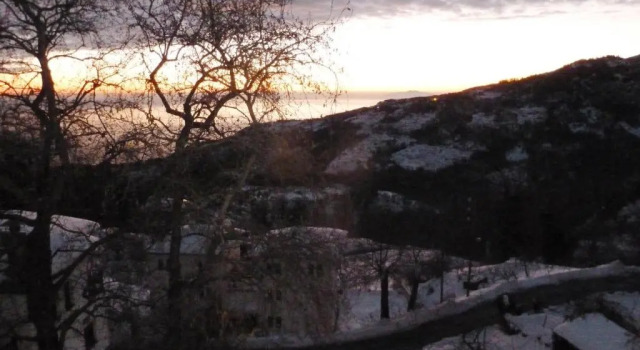 Студия Victorias Country Apartments