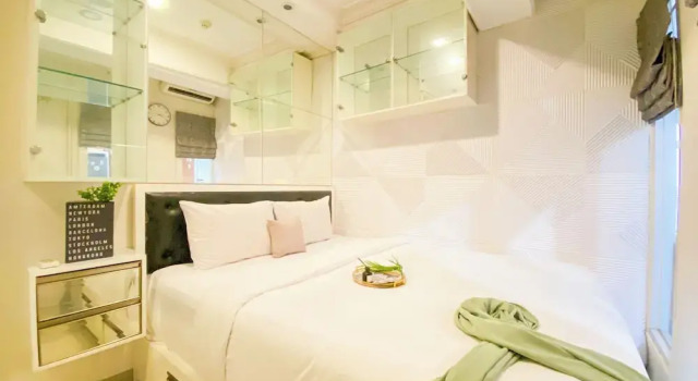 Good And Homey 1Br Apartment Mt Haryono Residence, Book Apartment Jakarta Jakarta Province
