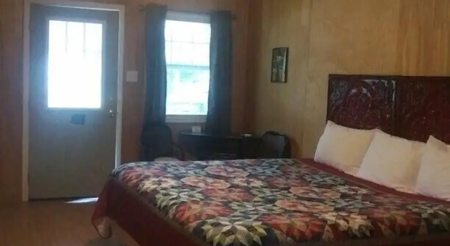 Двухместный номер Deluxe Whispering Creek Lodging & RV Resort