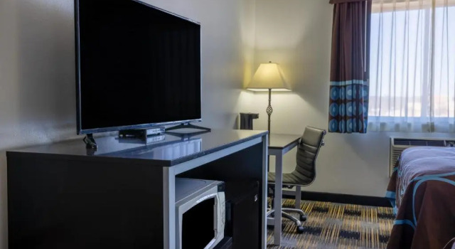 Четырёхместный номер Deluxe Super 8 by Wyndham Villa Rica