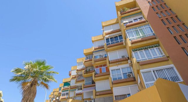 EL NOGAL - Fantastic studio in the center of Torremolinos. Free WIFI.