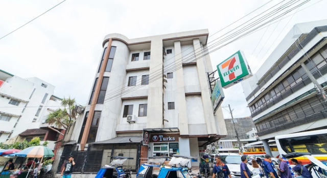 RedDoorz near Olongapo Bus Terminal, Book Hotel Billige hoteller i Zambales