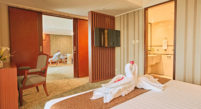 Номер Standard Horison Ultima Menteng Jakarta