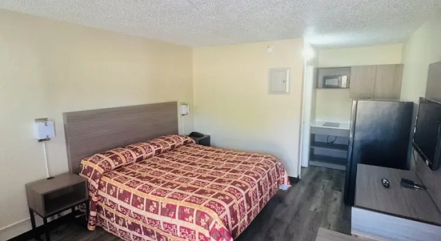 Studios & Suites 4 Less Virginia Beach, Забронировать Отель Вирджиния-Бич Виргиния