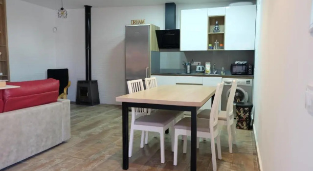 Apartamento con piscina Adults Only