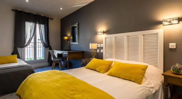 Трёхместный номер Standard Hôtel Le Mistral