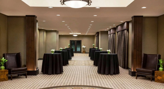 Hilton Garden Inn Denison/Sherman/At Texoma Event Center, Buchen Sie Hotel Hotels in Denison mit Parkplatz, Parkplätze