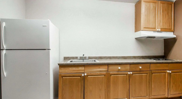 Двухместный люкс Econo Lodge Inn & Suites Jackson Northwest