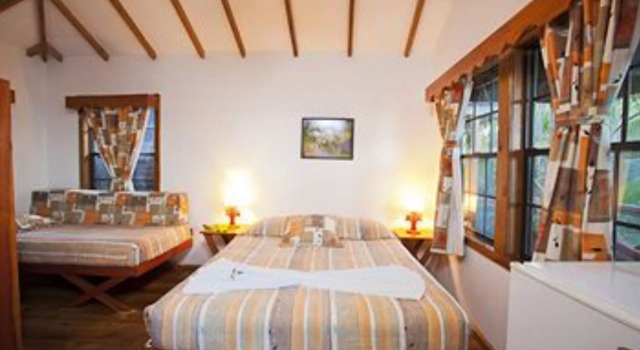 Las Rocas Resort and Dive Center, Book Resort Roatan Airport Roatan