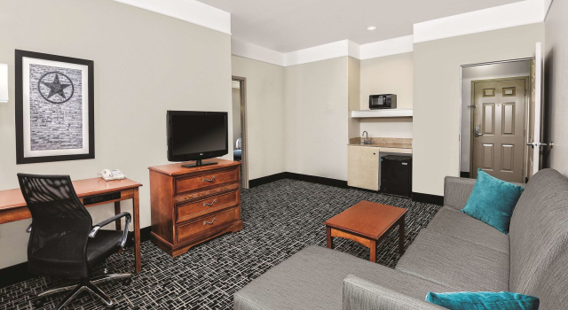 Quality Inn and Suites, Book Hotel Rosenberg Houston