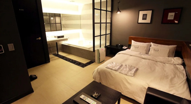 Suwon Gwonseon-Dong Jani B Hotel