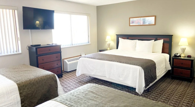 Семейный люкс Burke Inn Motel & Suites