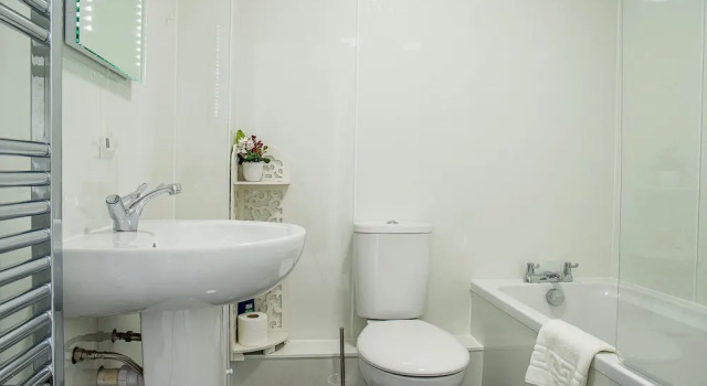 Апартаменты Millburn Apartment