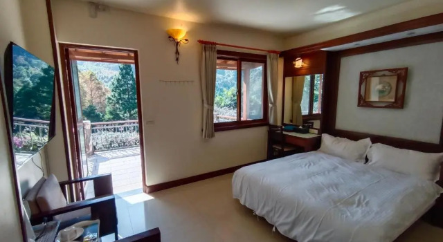 Двухместный номер Standard с красивым видом из окна Rong Yuan Gu Homestay