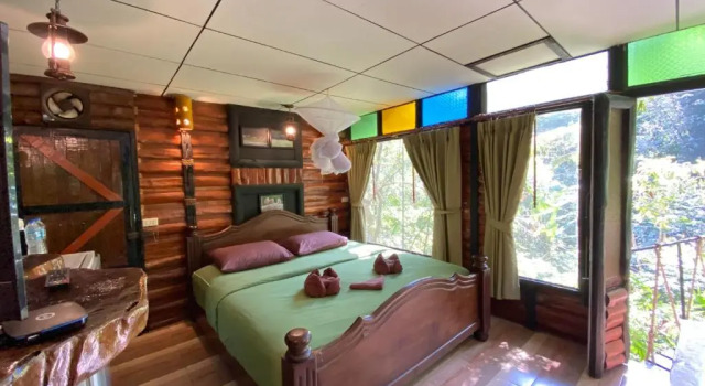 Семейный люкс Khao Sok Tree House Resort